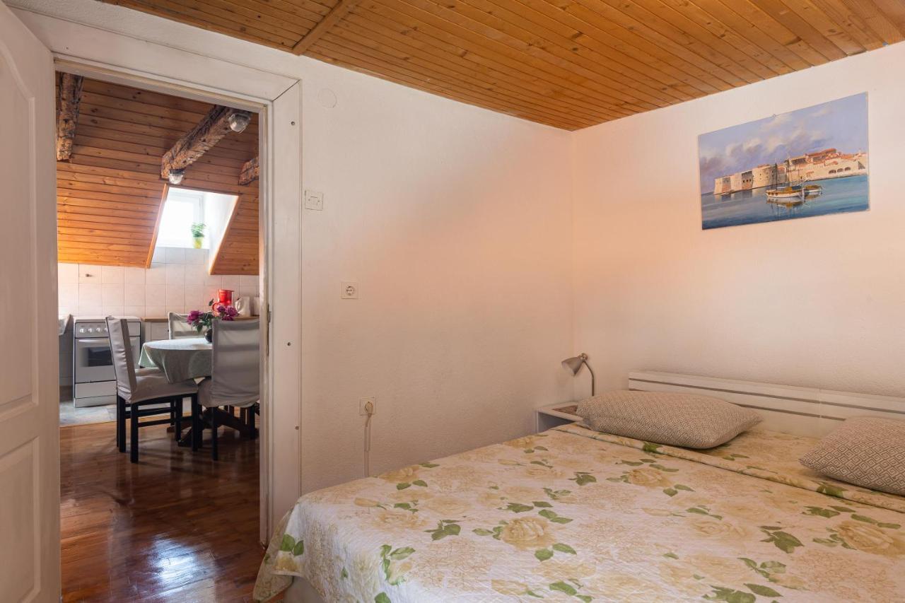 Old Town Baroque Palace Apartment Dubrovnik