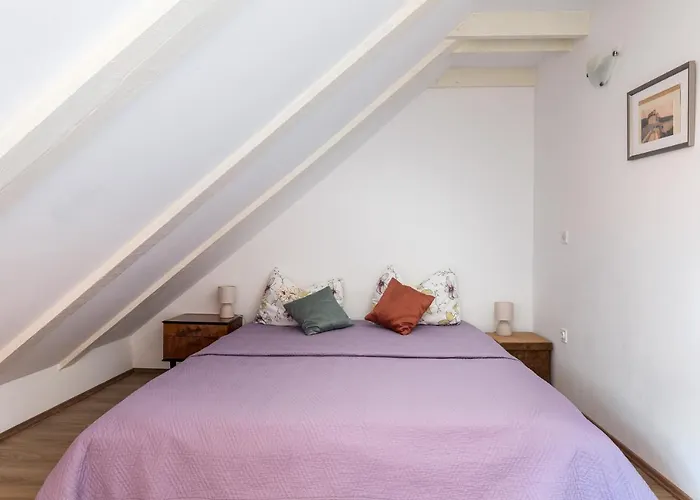 Old Town Baroque Palace Accommodation