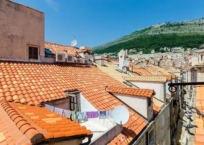 Old Town Baroque Palace Accommodation